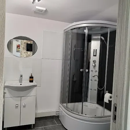 Casa J. Gusbeth Apartment