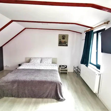 Casa J. Gusbeth * Brasov